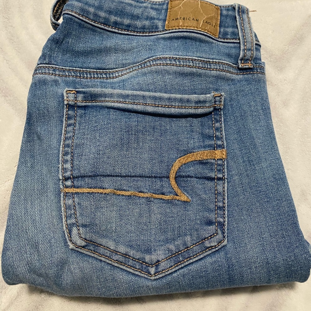American eagle (next lever stretch, regular)